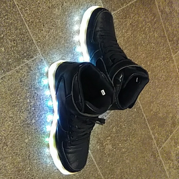 Light up shoes - Picture 5 of 5